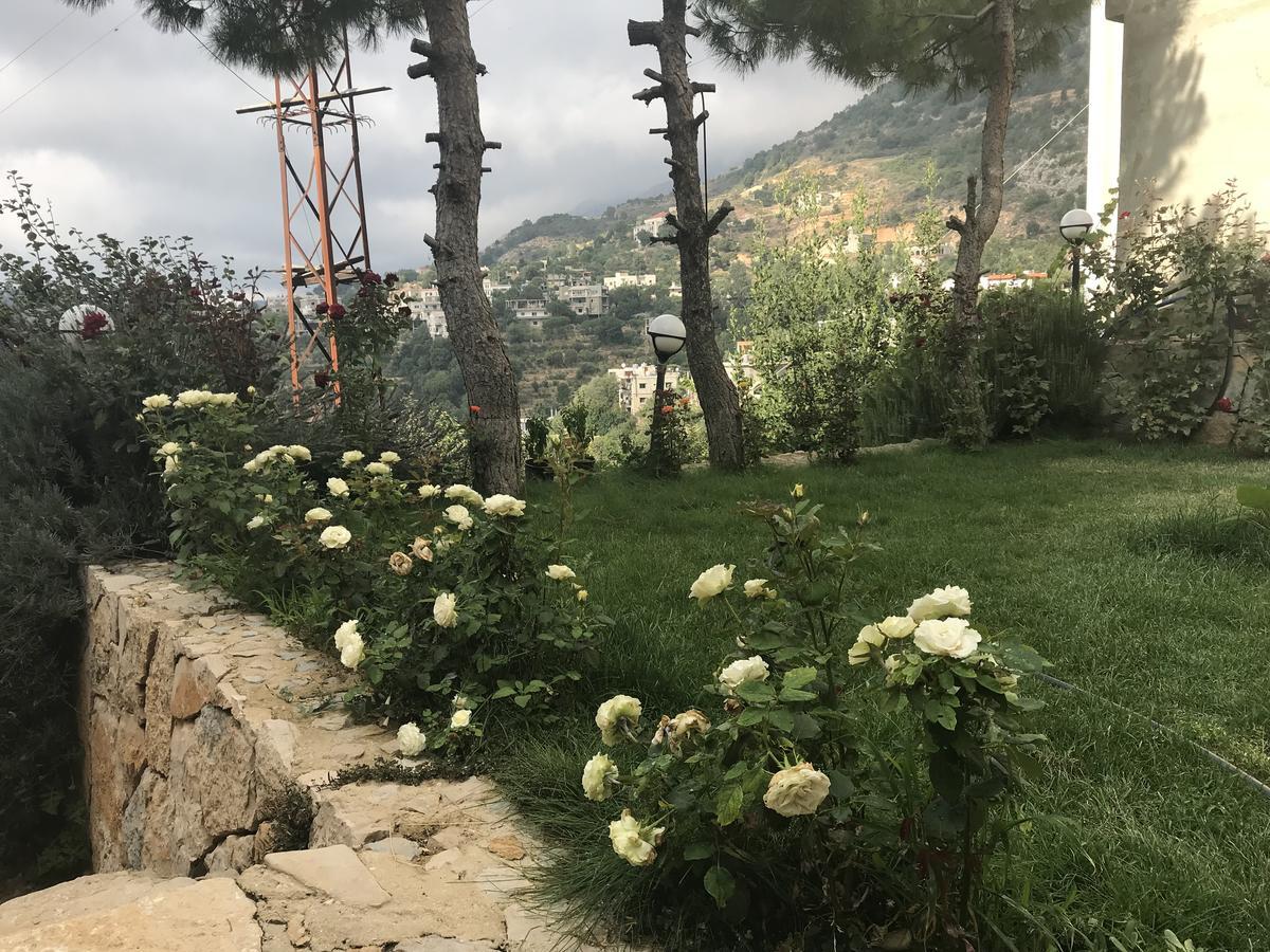 Mtolle Mresty Guest House מראה חיצוני תמונה